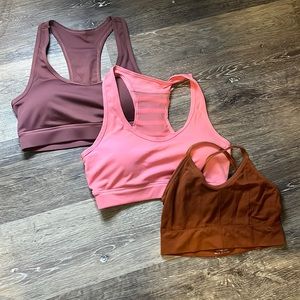 Sports Bra Lot
